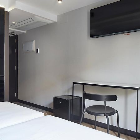 Hostal Espoz Y Mina ปัมโปลนา ภายนอก รูปภาพ