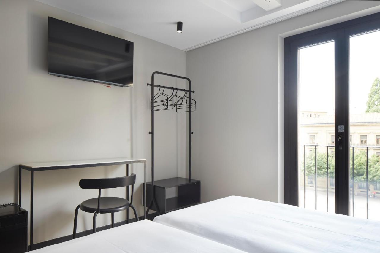 Hostal Espoz Y Mina ปัมโปลนา ภายนอก รูปภาพ